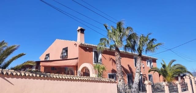 5 camera da letto Villa in vendita in La Romana con piscina garage - 575.000 € (Rif: 9656387)