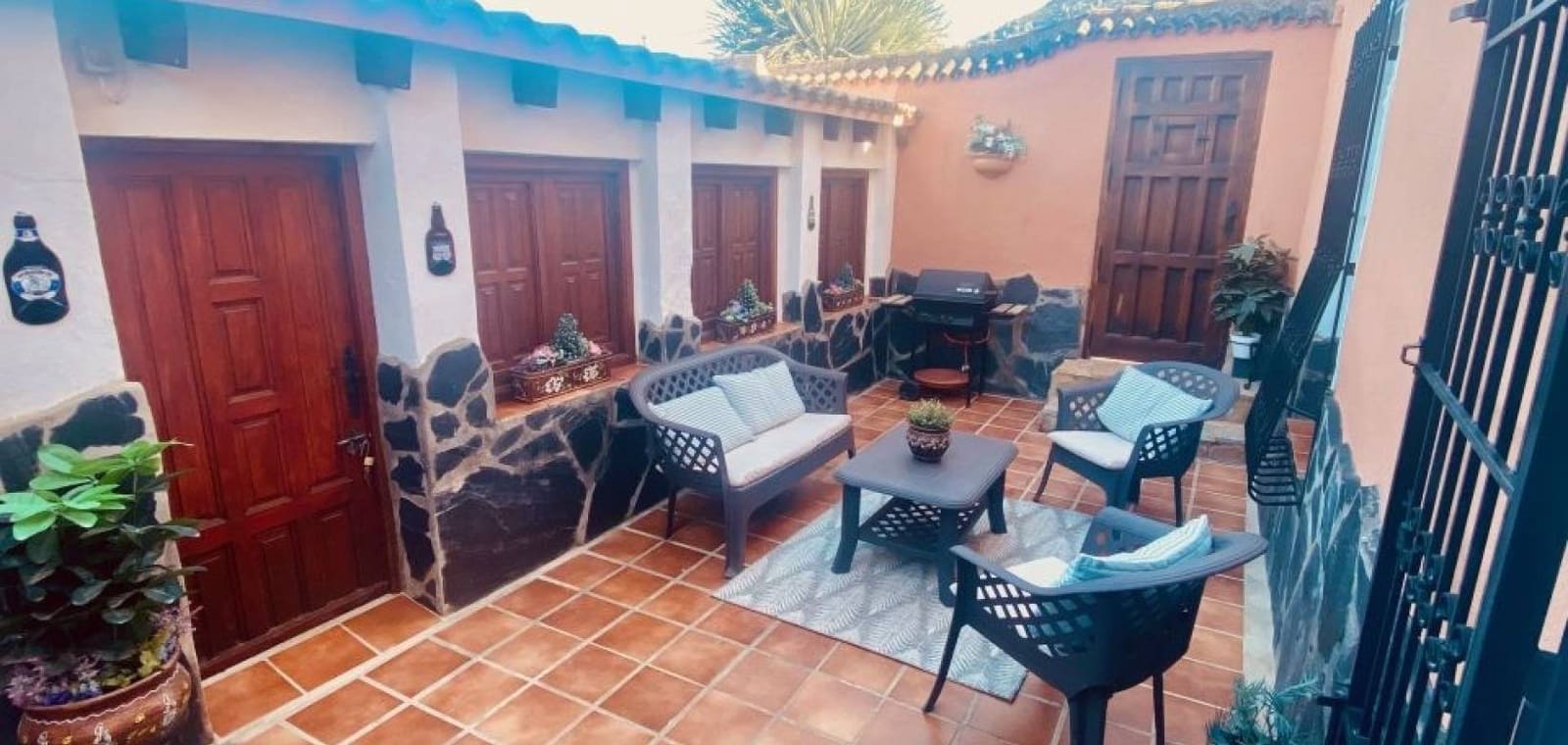 5 bedroom Villa for sale in La Romana with pool garage - € 575,000 (Ref: 9656387)