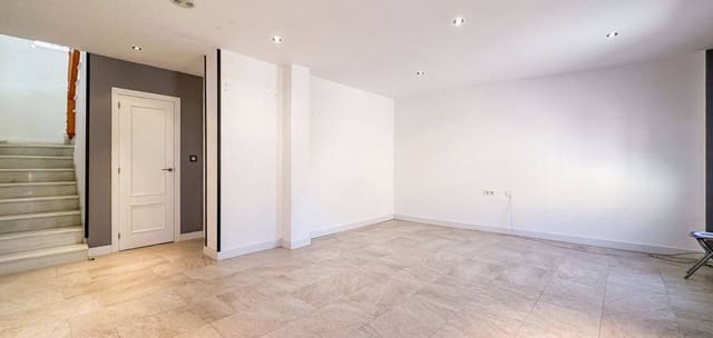 3 bedroom Townhouse for sale in Hondón de las Nieves with garage - € 129,950 (Ref: 9656388)