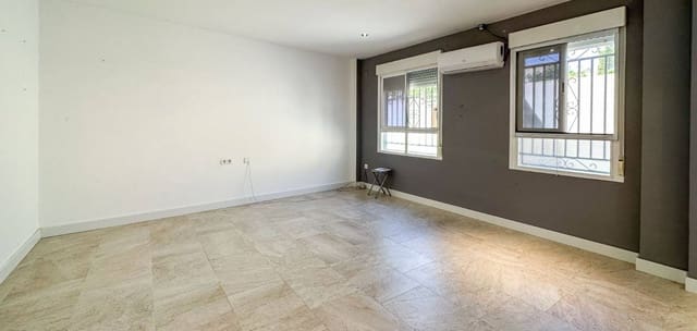 3 bedroom Townhouse for sale in Hondón de las Nieves with garage - € 129,950 (Ref: 9656388)