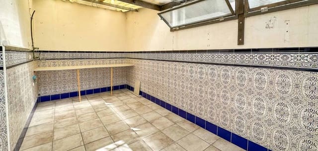 3 bedroom Townhouse for sale in Hondón de las Nieves with garage - € 129,950 (Ref: 9656388)