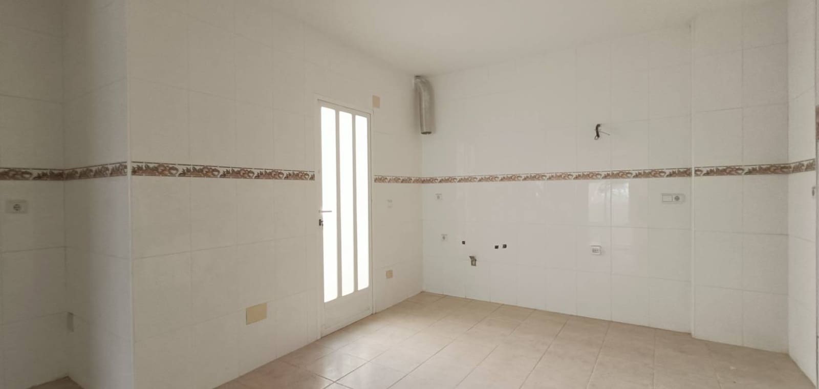 7 makuuhuone Omakotitalo myytävänä paikassa La Murada - 250 000 € (Ref: 9665513)