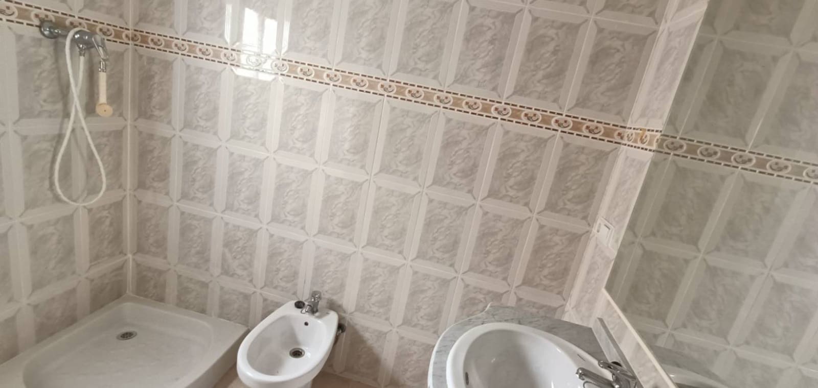 7 makuuhuone Omakotitalo myytävänä paikassa La Murada - 250 000 € (Ref: 9665513)