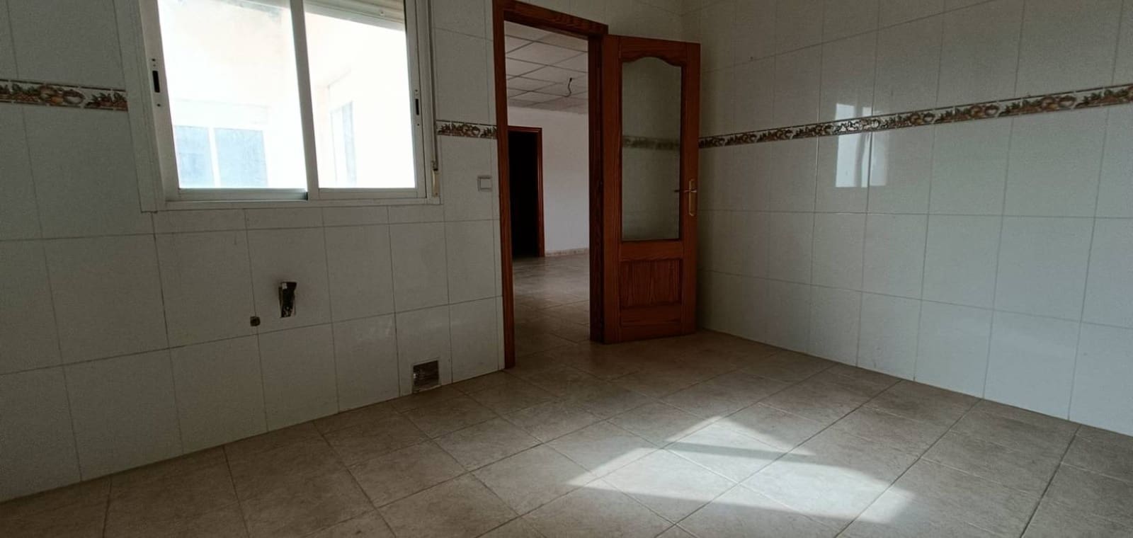 7 makuuhuone Omakotitalo myytävänä paikassa La Murada - 250 000 € (Ref: 9665513)