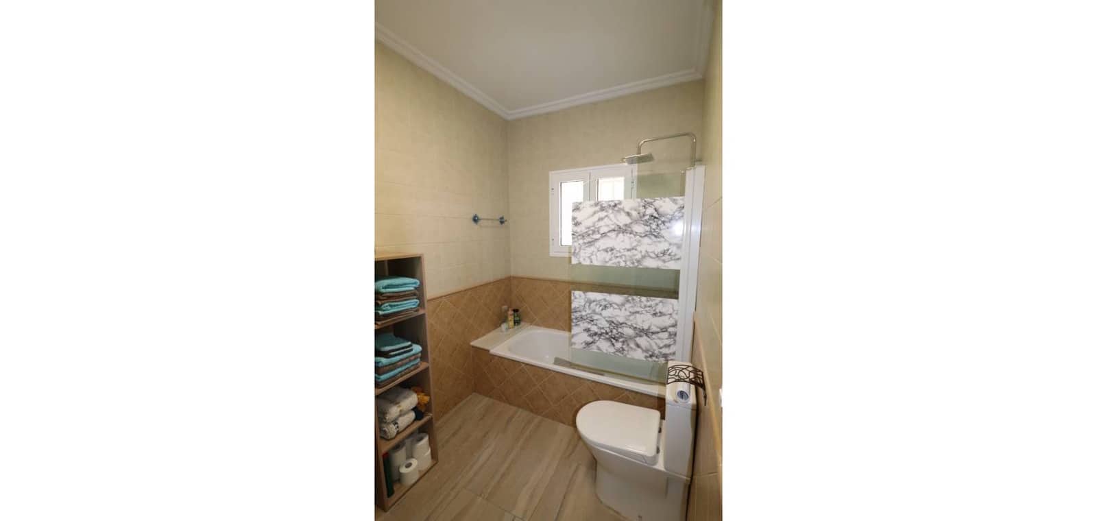 4 slaapkamer Villa te koop in La Romana met zwembad - € 379.000 (Ref: 9672280)