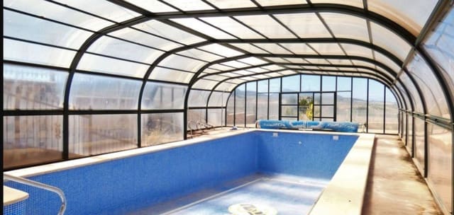 4 Zimmer Villa zu verkaufen in Jumilla mit Pool - 569.995 € (Ref: 9672282)