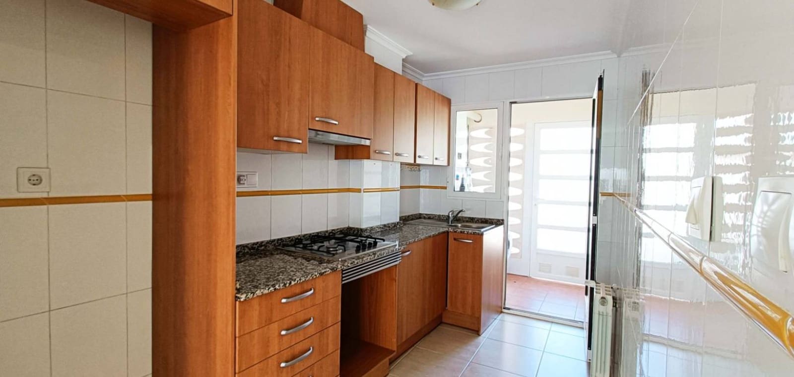 3 bedroom Apartment for sale in Hondon de los Frailes with pool - € 150,000 (Ref: 9675963)