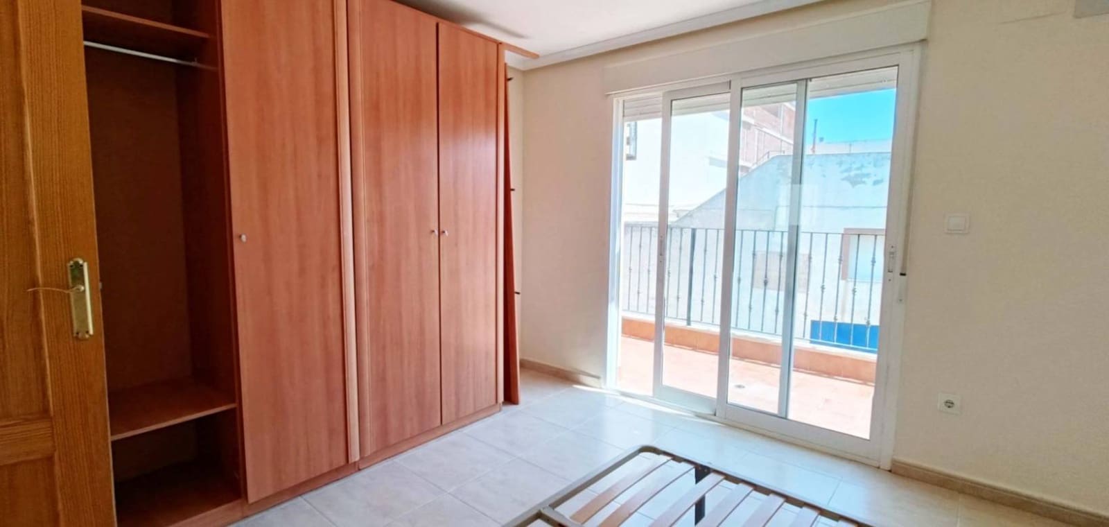 3 bedroom Apartment for sale in Hondon de los Frailes with pool - € 150,000 (Ref: 9675963)