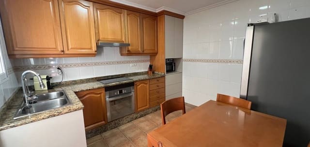 Casa de 3 habitaciones en Hondón de las Nieves en venta con garaje - 171.000 € (Ref: 9694047)