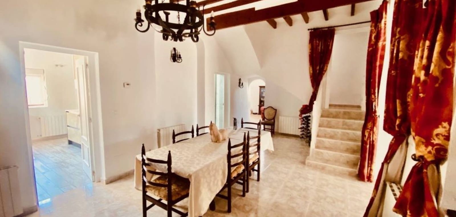 5 slaapkamer Villa te koop in El Canton met zwembad garage - € 475.000 (Ref: 9707933)