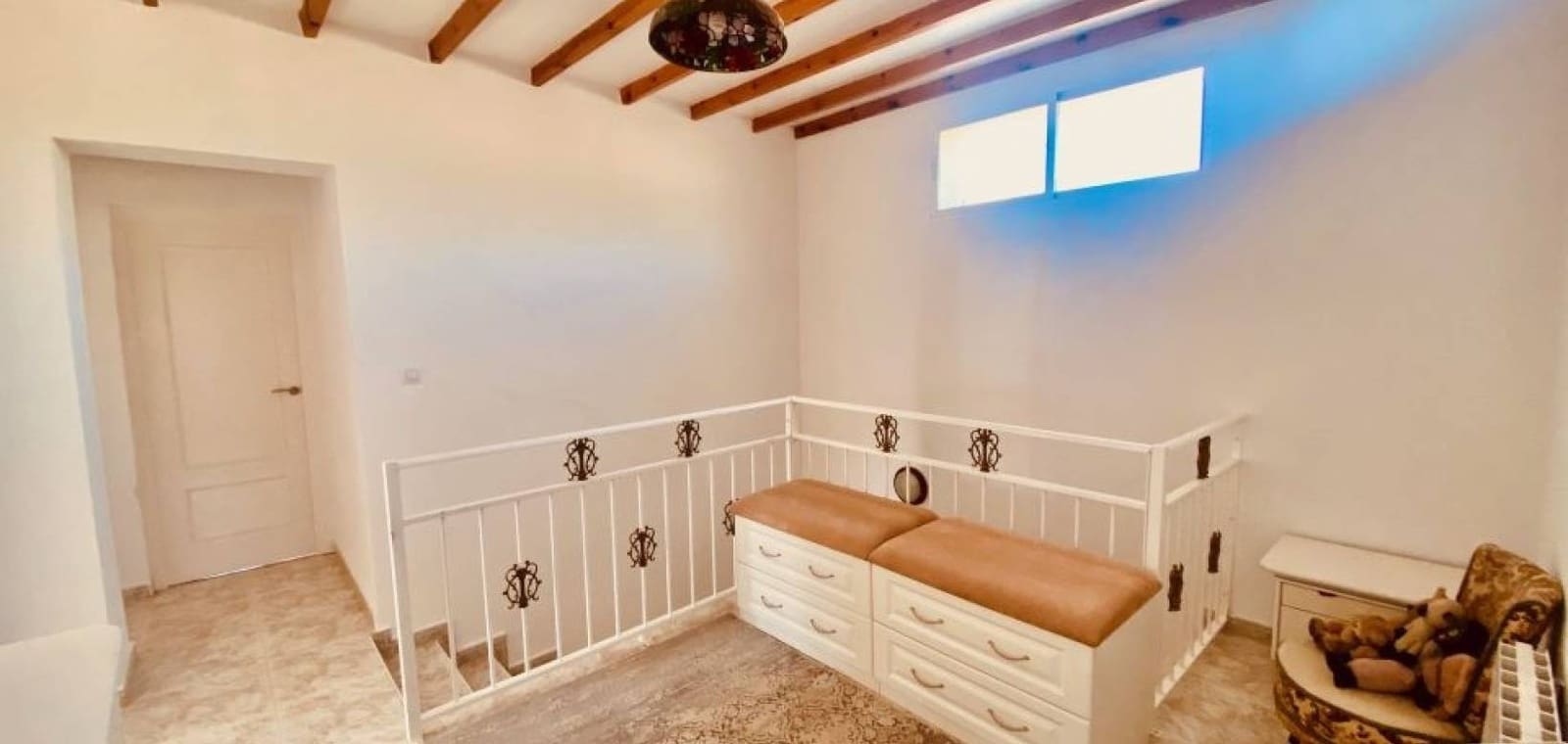 5 slaapkamer Villa te koop in El Canton met zwembad garage - € 475.000 (Ref: 9707933)