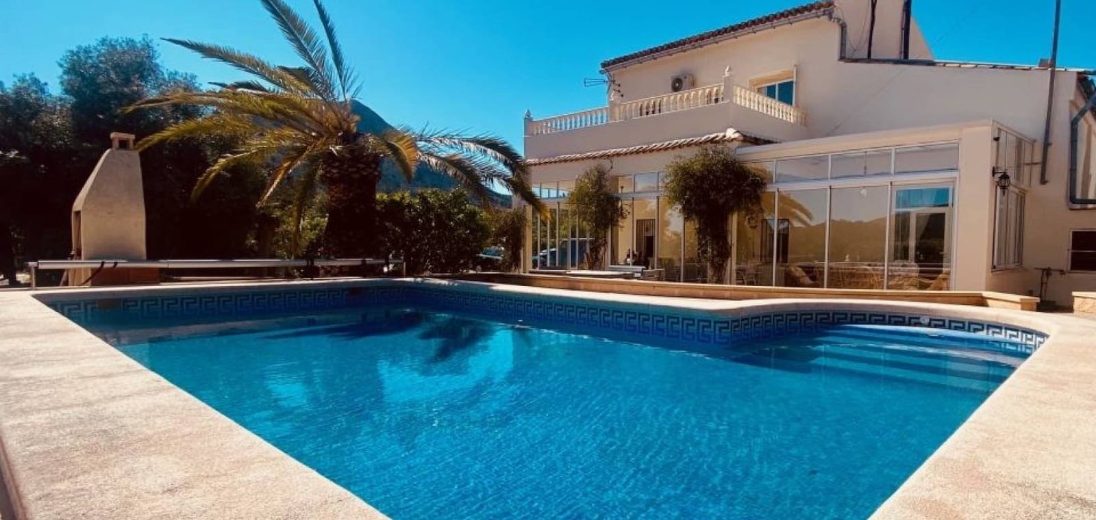 5 slaapkamer Villa te koop in El Canton met zwembad garage - € 475.000 (Ref: 9707933)