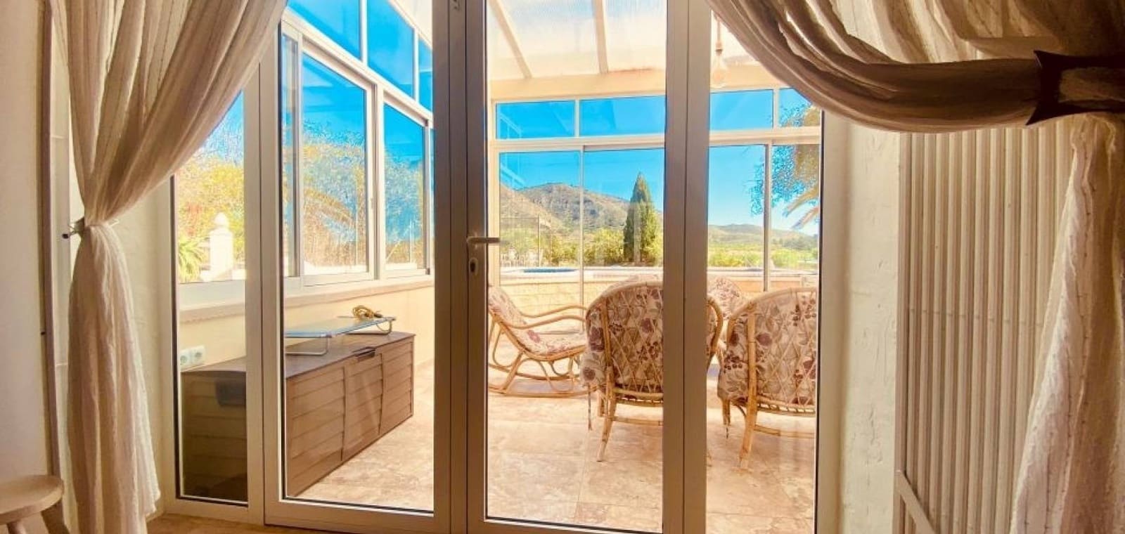 5 slaapkamer Villa te koop in El Canton met zwembad garage - € 475.000 (Ref: 9707933)