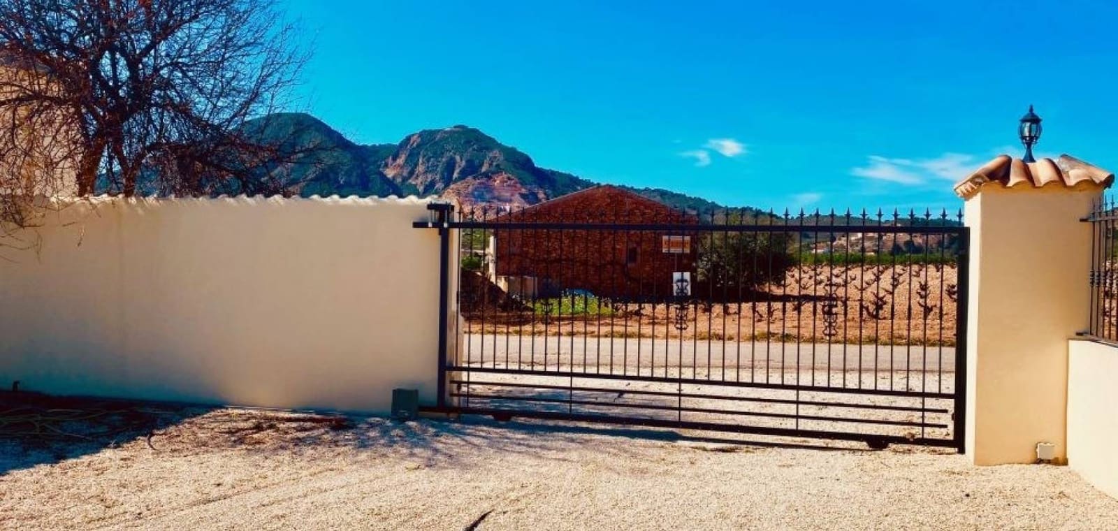 5 slaapkamer Villa te koop in El Canton met zwembad garage - € 475.000 (Ref: 9707933)