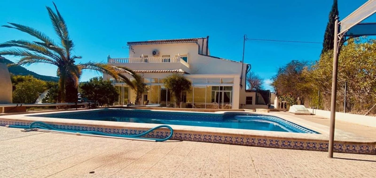 5 slaapkamer Villa te koop in El Canton met zwembad garage - € 475.000 (Ref: 9707933)