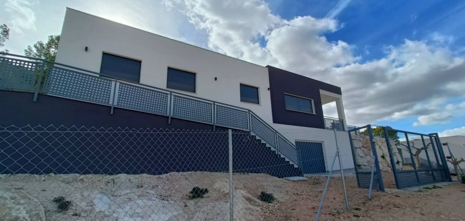 3 soverom Villa til salgs i Canada de la Lena med svømmebasseng garasje - € 400 000 (Ref: 9735950)