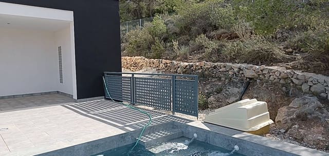 3 soverom Villa til salgs i Cañada de la Lena, Abanilla med svømmebasseng garasje - € 400 000 (Ref: 9735950)