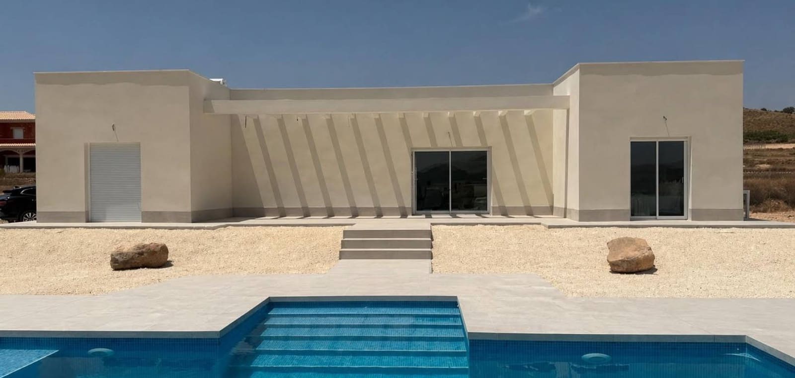 Chalet de 3 habitaciones en Pinoso en venta con piscina - 425.000 € (Ref: 9797430)