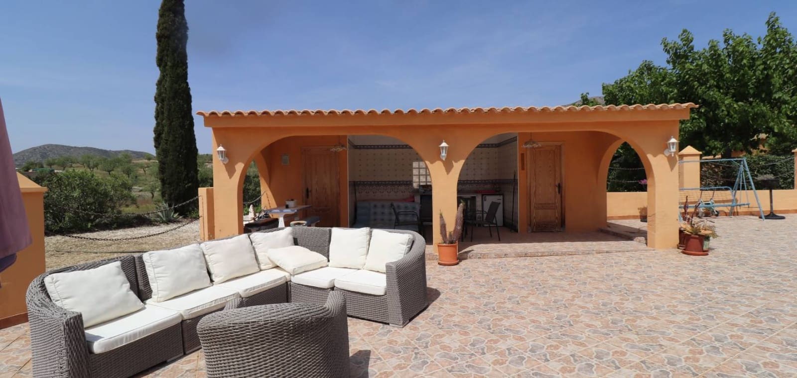 5 bedroom Finca/Country House for sale in La Canalosa with pool - € 399,500 (Ref: 9801442)