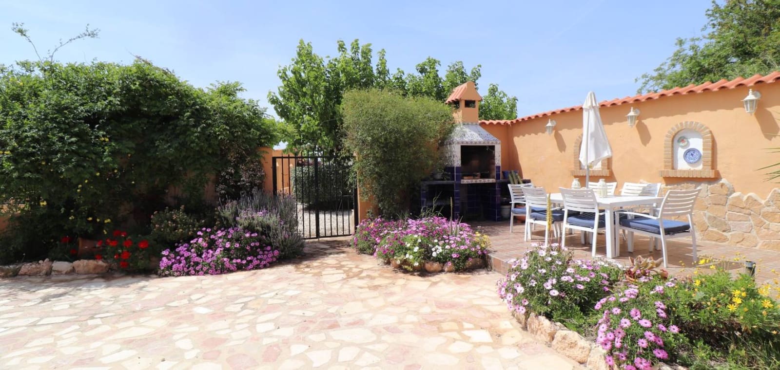 5 bedroom Finca/Country House for sale in La Canalosa with pool - € 399,500 (Ref: 9801442)