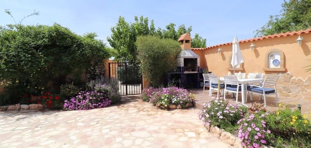 5 bedroom Finca/Country House for sale in La Canalosa, Hondón de las Nieves with pool - € 399,500 (Ref: 9801442)