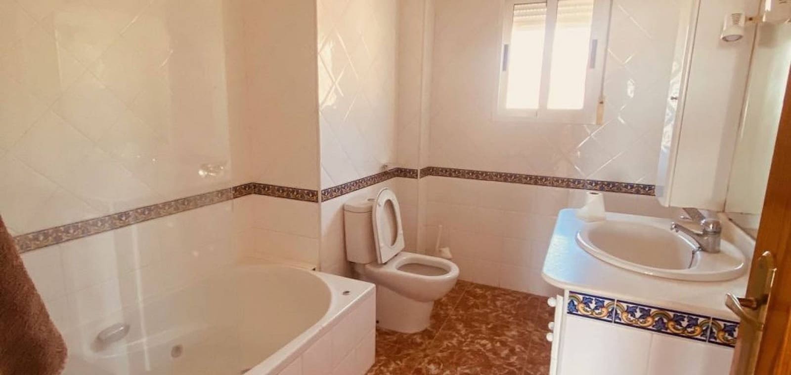 3 soveværelse Villa til salg i Fortuna med swimmingpool garage - € 276.500 (Ref: 9819556)
