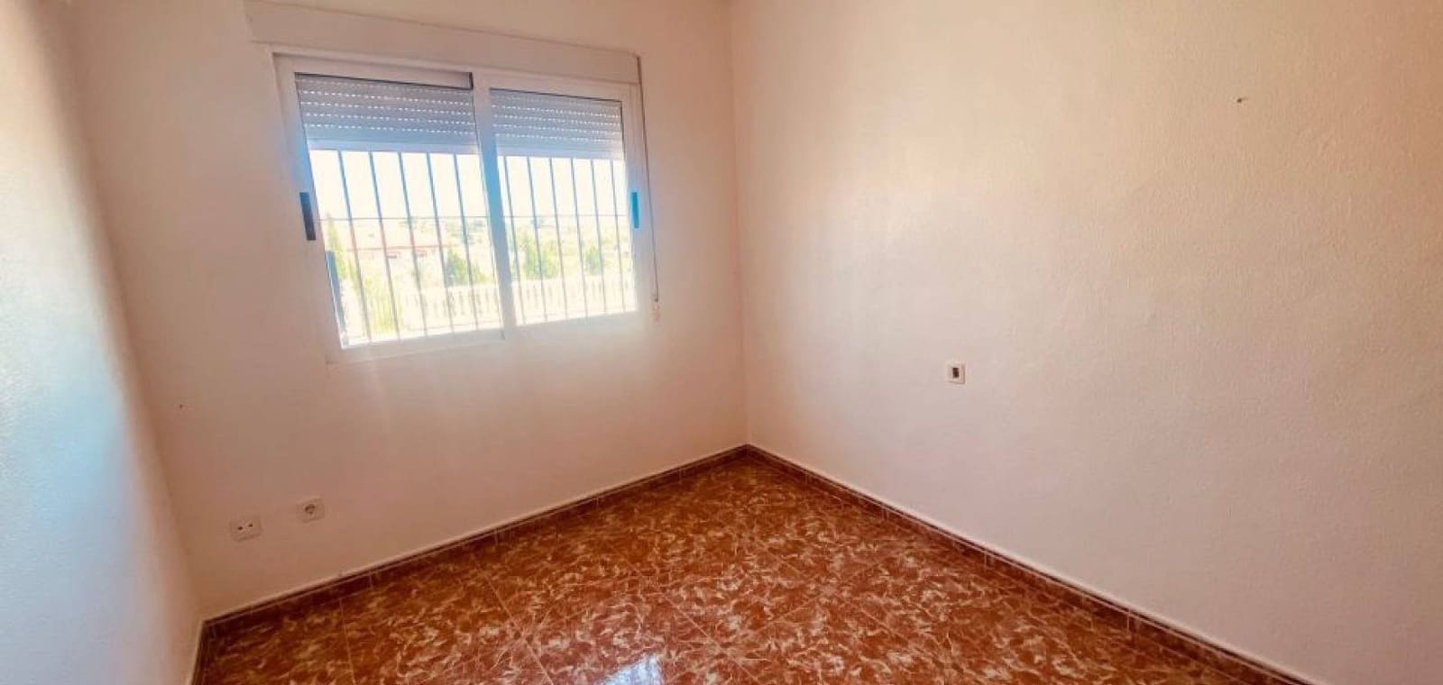 3 soveværelse Villa til salg i Fortuna med swimmingpool garage - € 276.500 (Ref: 9819556)