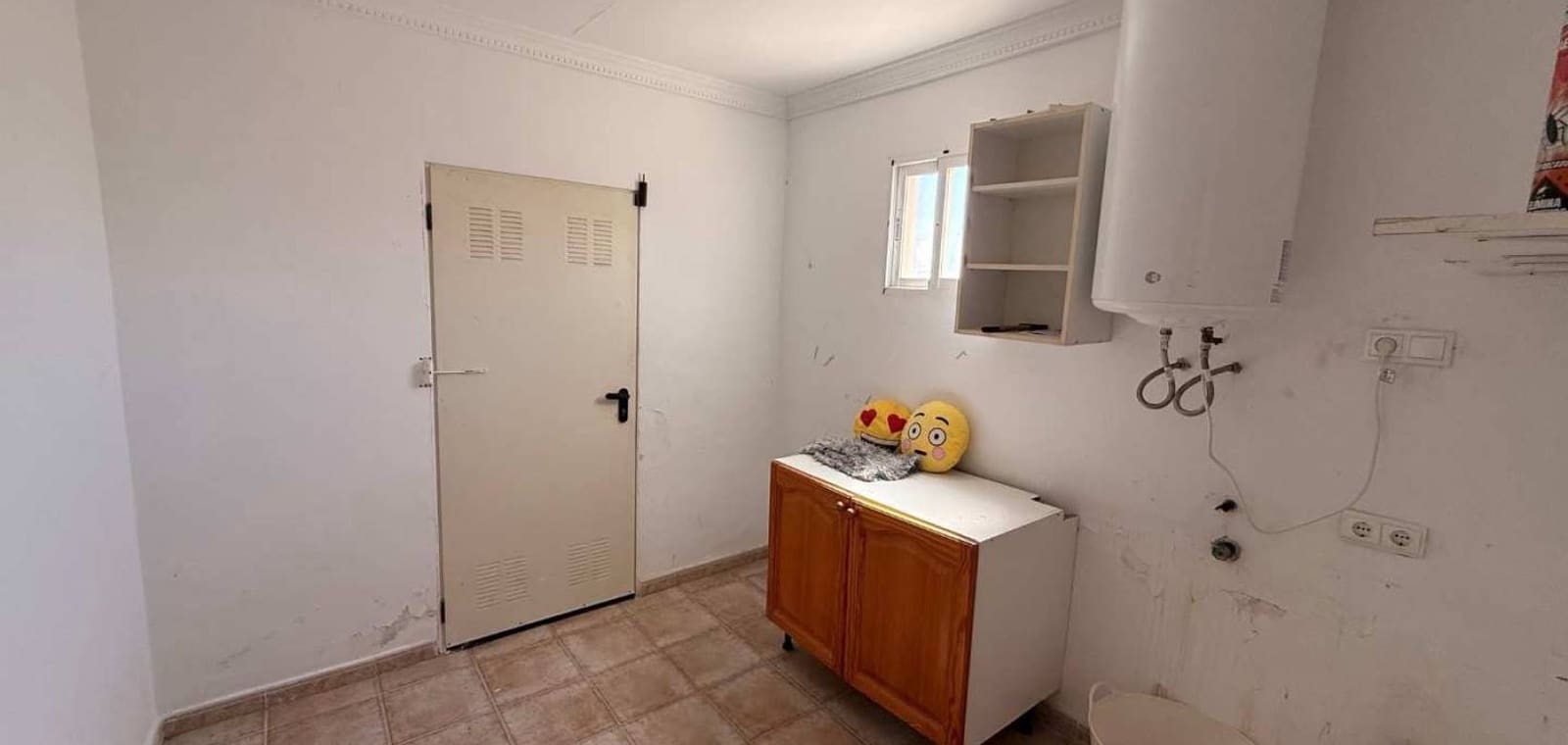 3 bedroom Villa for sale in Murcia city with pool - € 265,000 (Ref: 9823858)