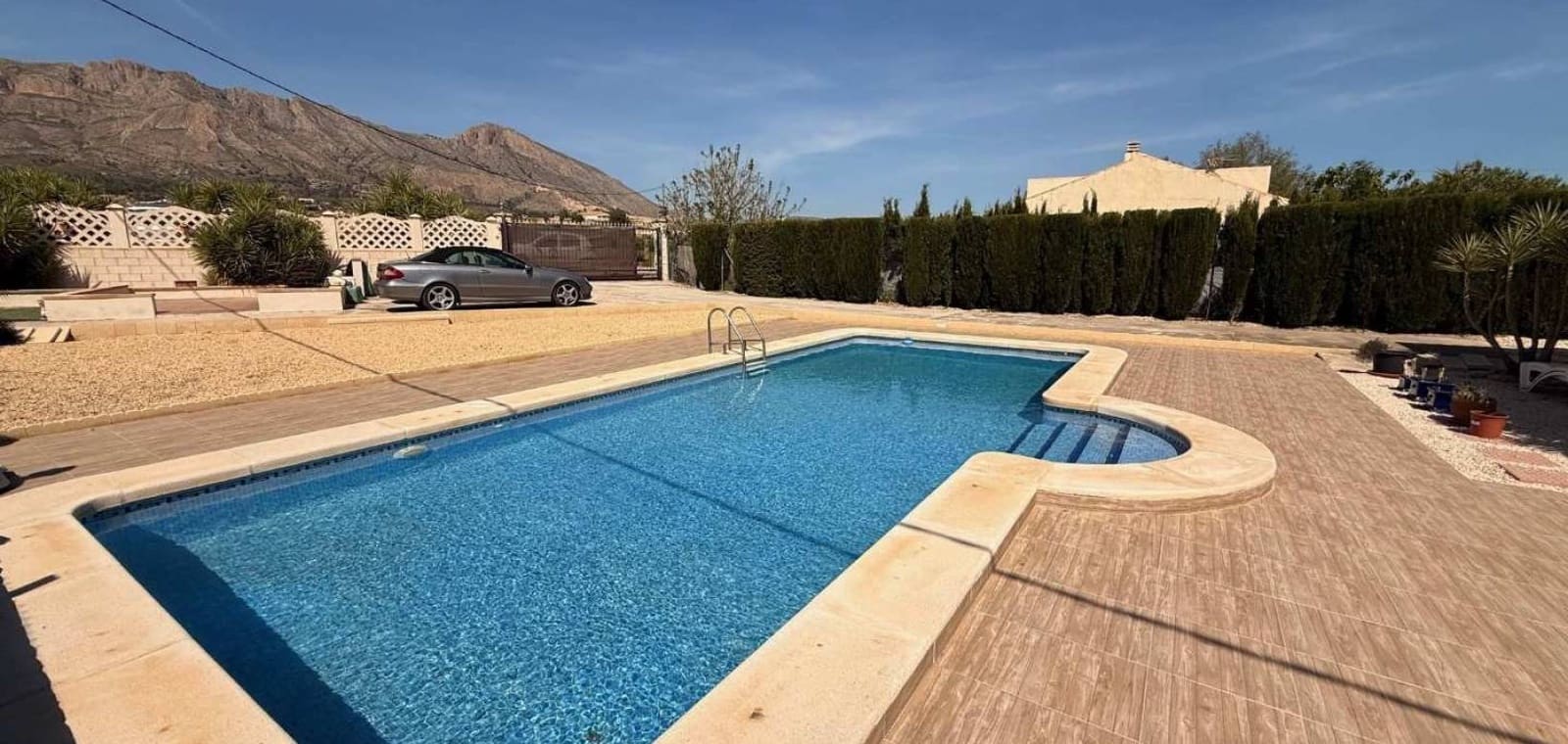 3 bedroom Villa for sale in Murcia city with pool - € 265,000 (Ref: 9823858)