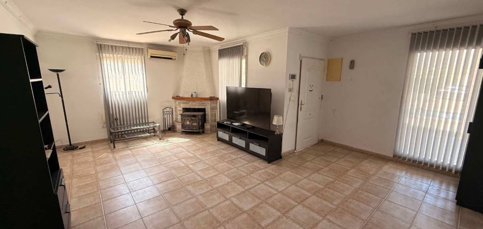 3 bedroom Villa for sale in Murcia city with pool - € 265,000 (Ref: 9823858)