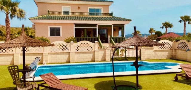 4 soveværelse Villa til salg i Macisvenda, Abanilla med swimmingpool - € 475.000 (Ref: 9823860)