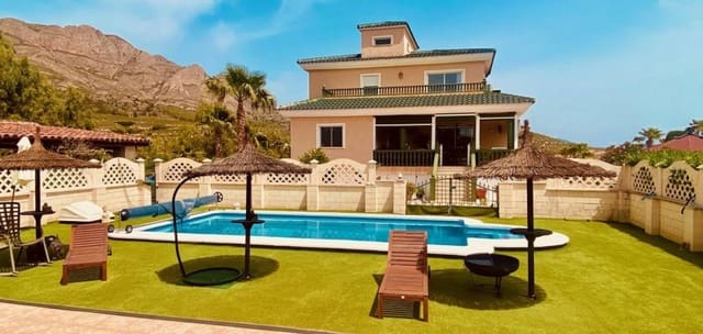 4 soveværelse Villa til salg i Macisvenda, Abanilla med swimmingpool - € 475.000 (Ref: 9823860)