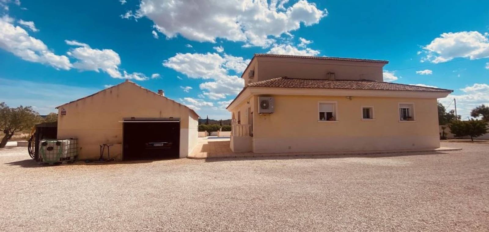 4 slaapkamer Villa te koop in Macisvenda met zwembad - € 479.000 (Ref: 9832862)