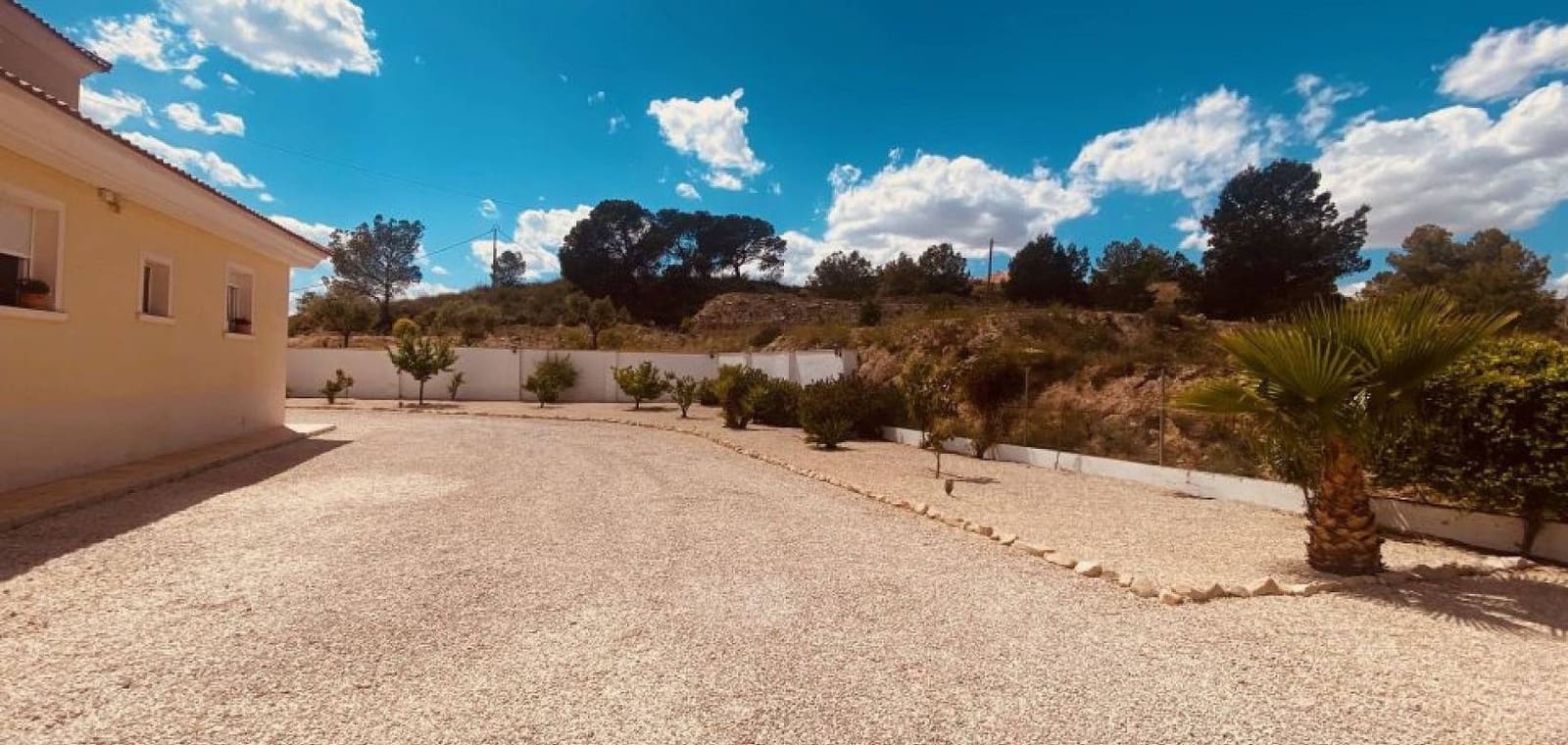 4 slaapkamer Villa te koop in Macisvenda met zwembad - € 479.000 (Ref: 9832862)