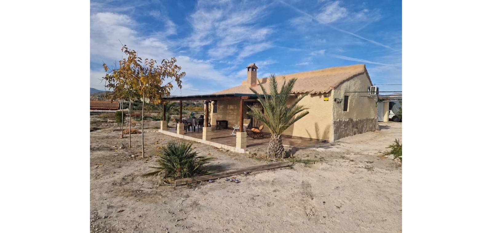 3 bedroom Villa for sale in Mahoya with garage - € 275,000 (Ref: 9834541)