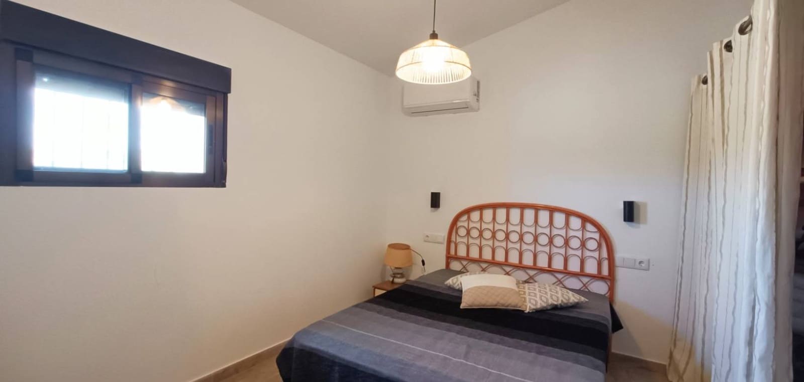 3 bedroom Villa for sale in Mahoya with garage - € 275,000 (Ref: 9834541)