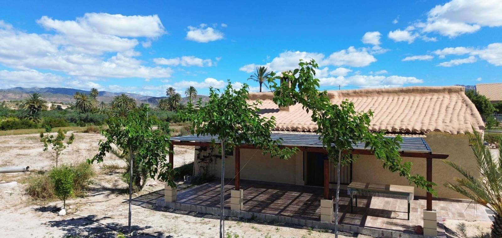 3 bedroom Villa for sale in Mahoya with garage - € 275,000 (Ref: 9834541)