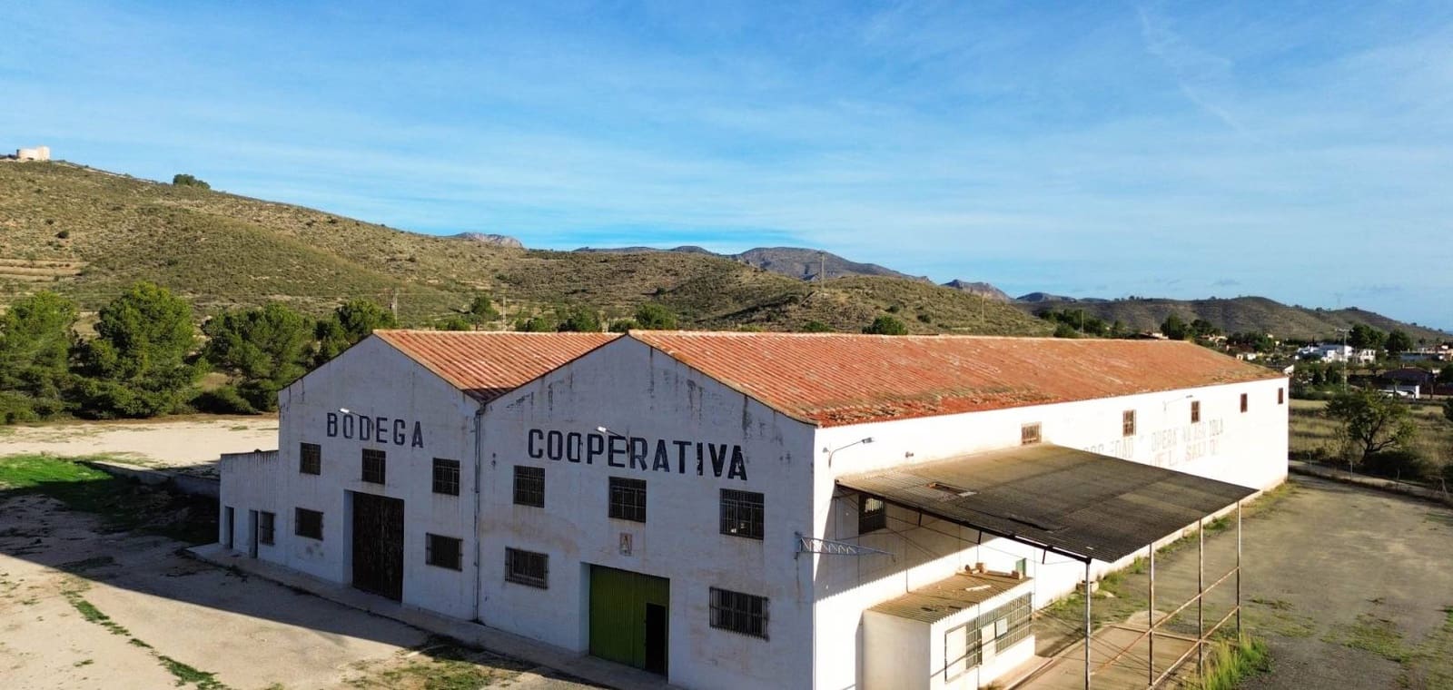 Commercial for sale in Hondon de los Frailes - € 300,000 (Ref: 9854388)