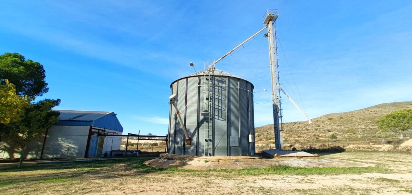 Commercial for sale in Hondon de los Frailes - € 300,000 (Ref: 9854388)