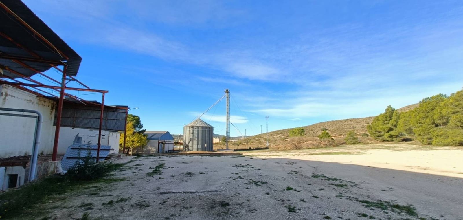 Commercial for sale in Hondon de los Frailes - € 300,000 (Ref: 9854388)