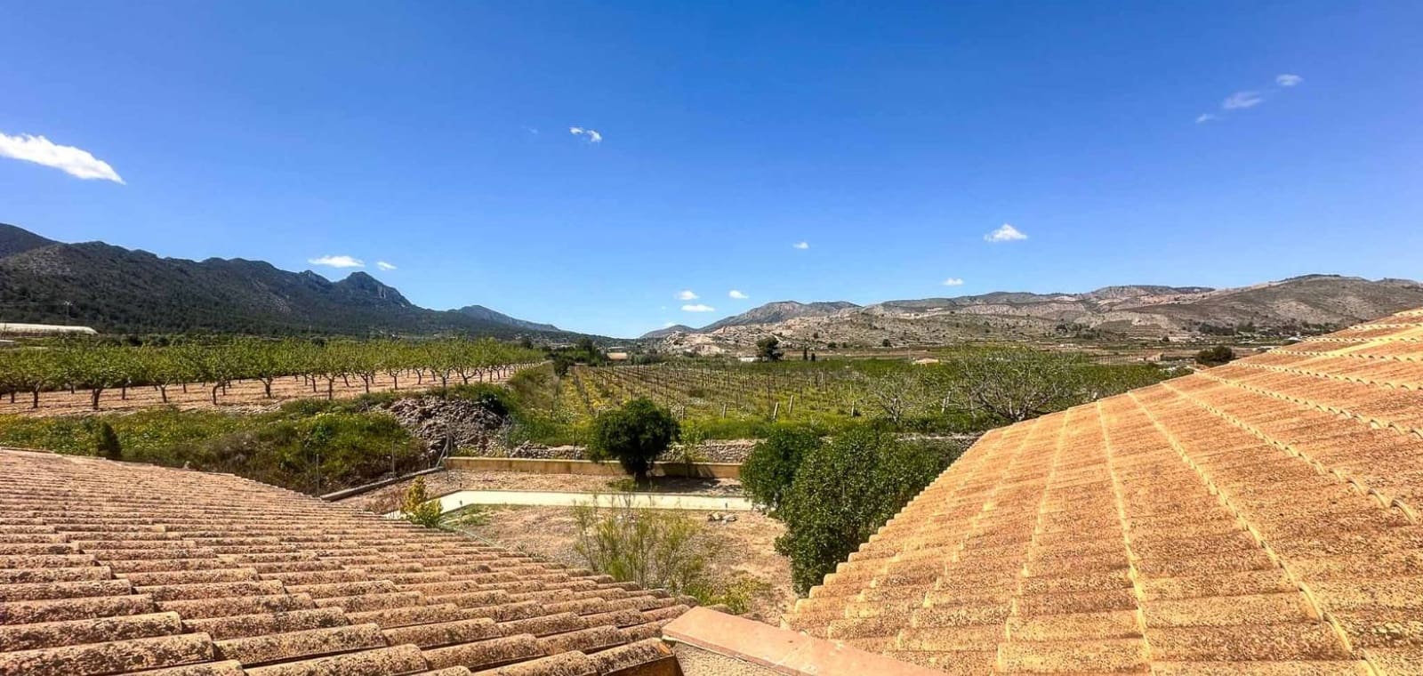 6 slaapkamer Villa te koop in La Romana met zwembad garage - € 765.000 (Ref: 9858218)