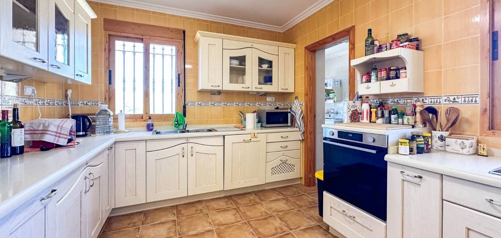 6 slaapkamer Villa te koop in La Romana met zwembad garage - € 765.000 (Ref: 9858218)