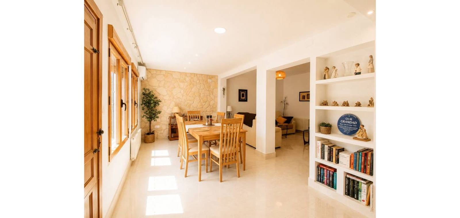 2 bedroom Townhouse for sale in La Romana - € 149,900 (Ref: 9883563)
