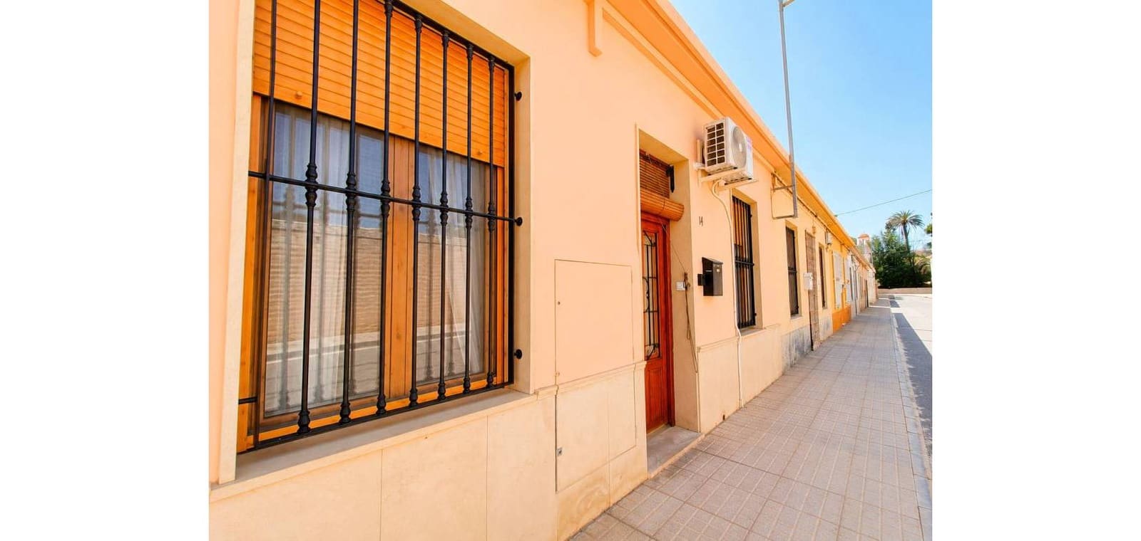2 bedroom Townhouse for sale in La Romana - € 149,900 (Ref: 9883563)