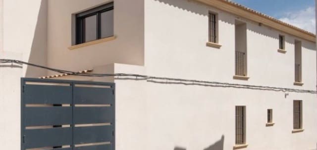 3 quarto Casa em Banda para venda em Rodriguillo, Pinoso - 215 000 € (Ref: 9895425)