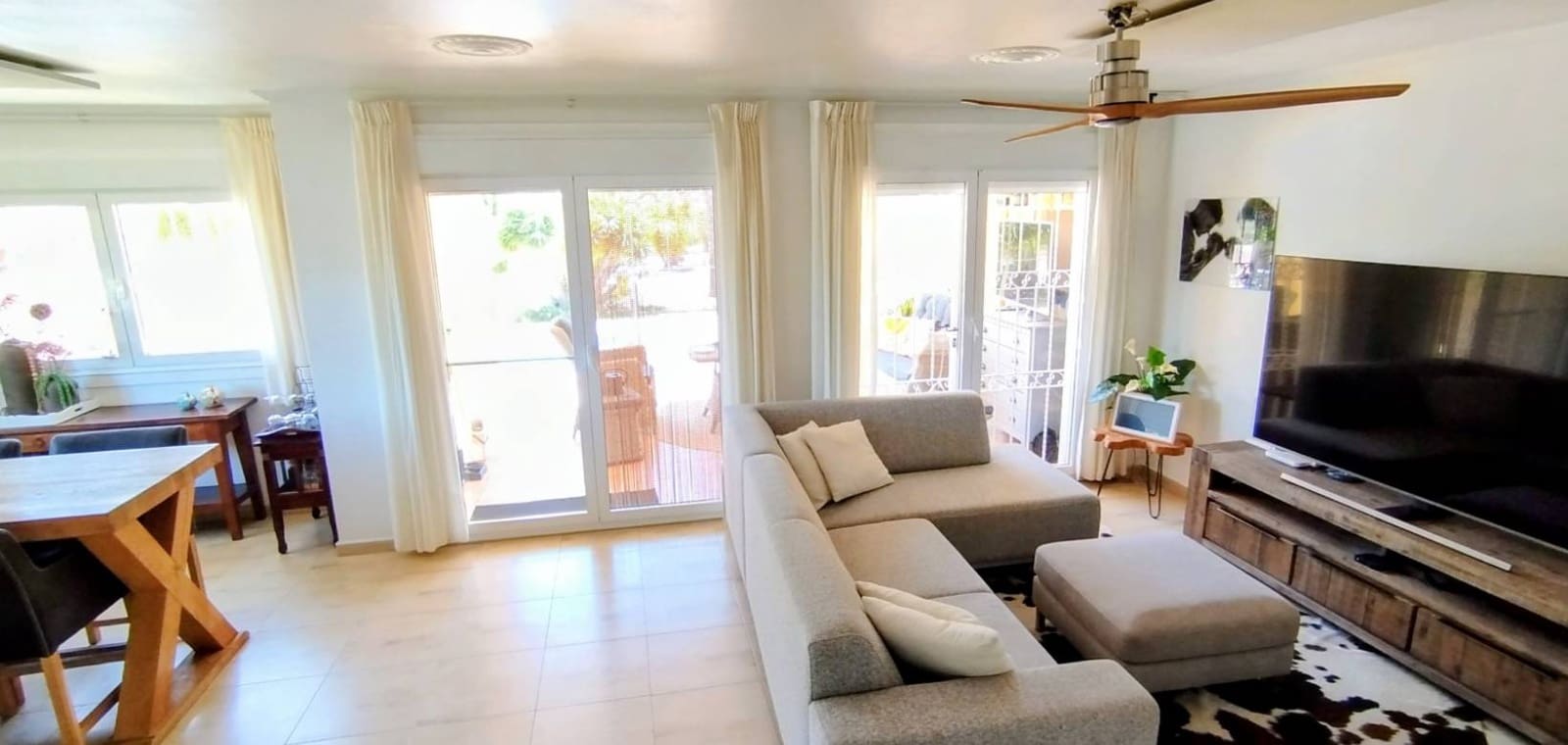 5 slaapkamer Villa te koop in Hondon de las Nieves met zwembad garage - € 475.000 (Ref: 9895426)
