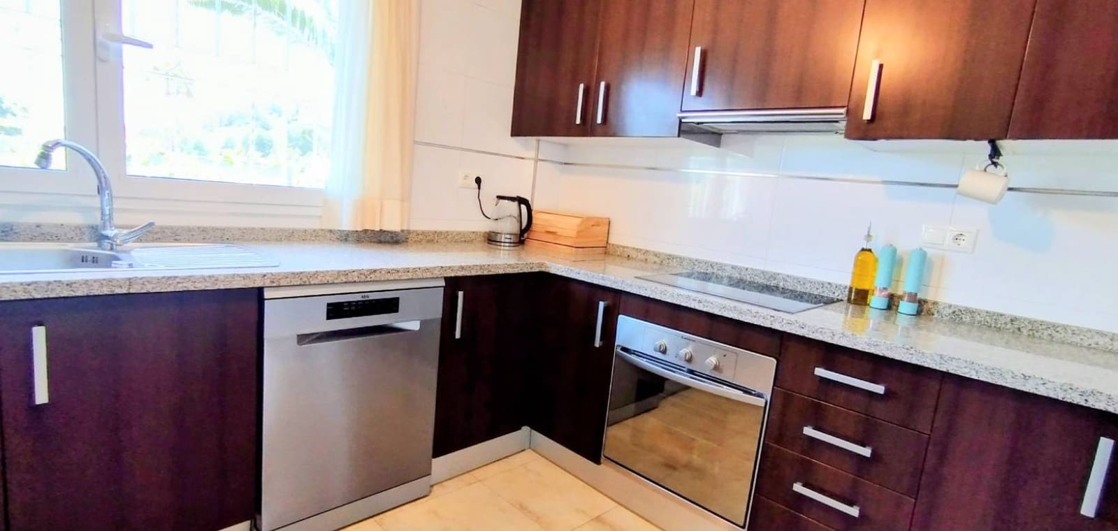 5 slaapkamer Villa te koop in Hondon de las Nieves met zwembad garage - € 475.000 (Ref: 9895426)