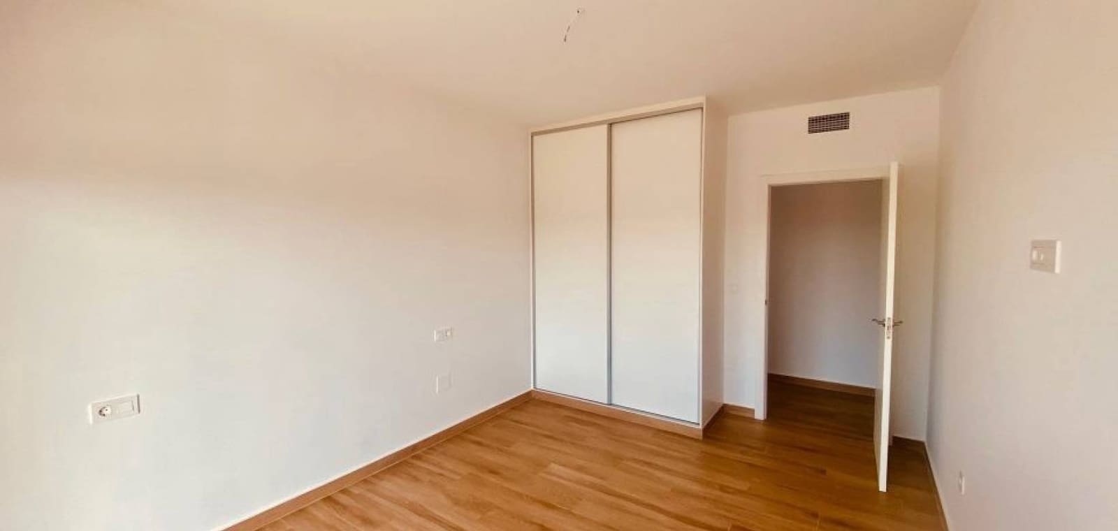 3 slaapkamer Villa te koop in Macisvenda met zwembad garage - € 384.950 (Ref: 9905250)