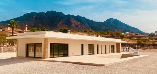 3 slaapkamer Villa te koop in Macisvenda, Abanilla met zwembad garage - € 384.950 (Ref: 9905250)