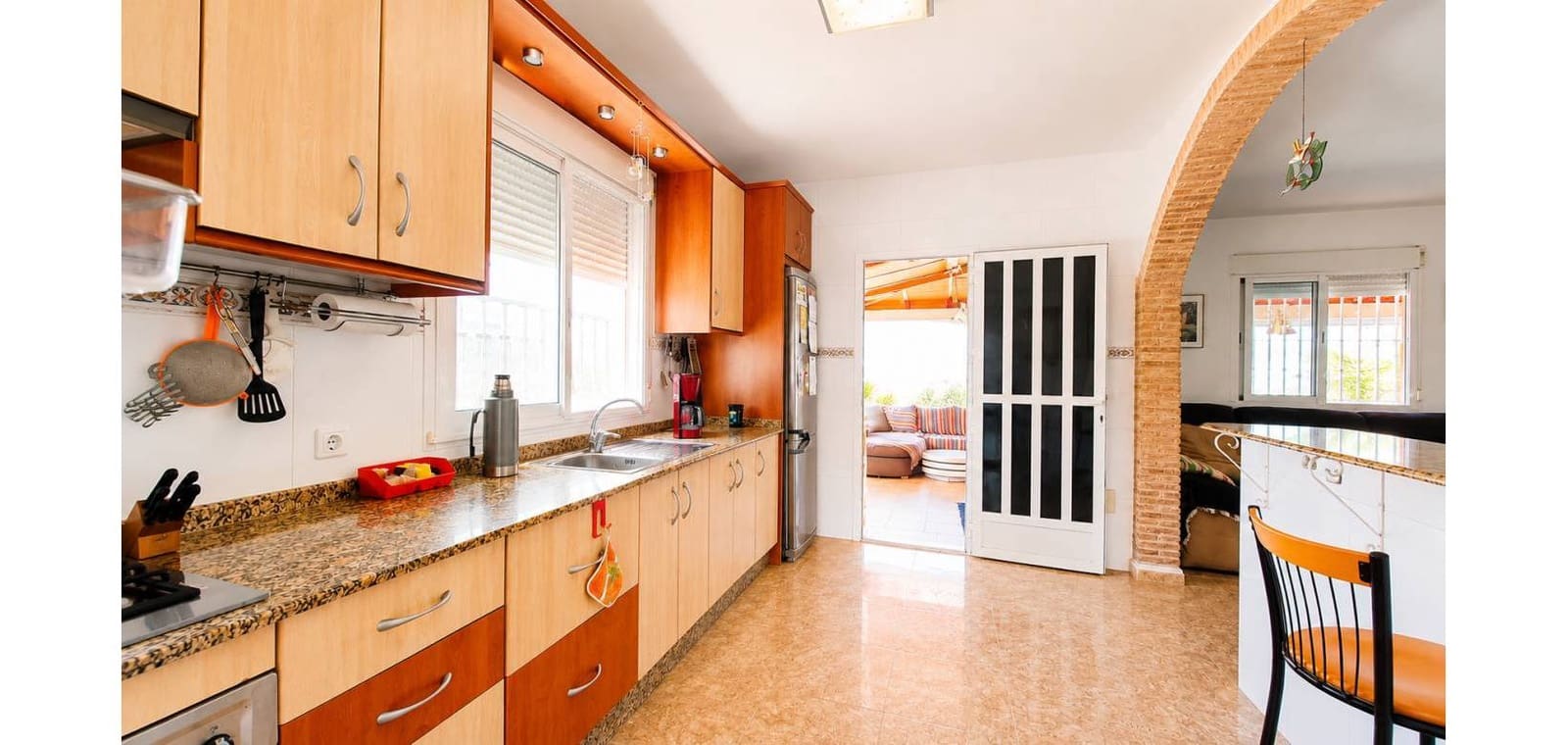3 slaapkamer Villa te koop in Macisvenda met zwembad garage - € 265.000 (Ref: 9909038)